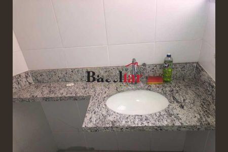 Apartamento à venda com 2 quartos, 56m² em Benfica, Rio de Janeiro