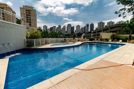 Apartamento para alugar com 50m², 1 quarto e 1 vagaÁrea comum - Piscina