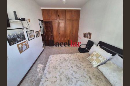 Apartamento à venda com 122m², 3 quartos e 1 vaga