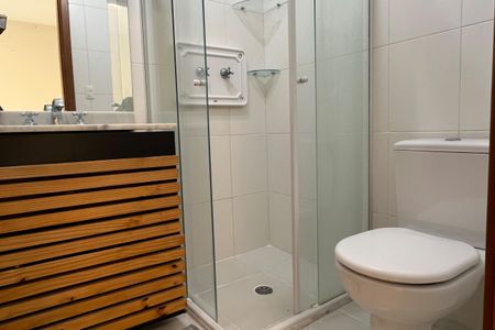 Apartamento para alugar com 100m², 3 quartos e 1 vagaBanheiro da Suíte