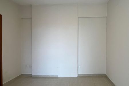 Apartamento para alugar com 100m², 3 quartos e 1 vagaSuíte
