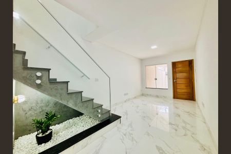Casa à venda com 3 quartos, 108m² em Vila Ré, São Paulo