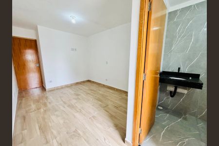 Casa à venda com 108m², 3 quartos e 2 vagas