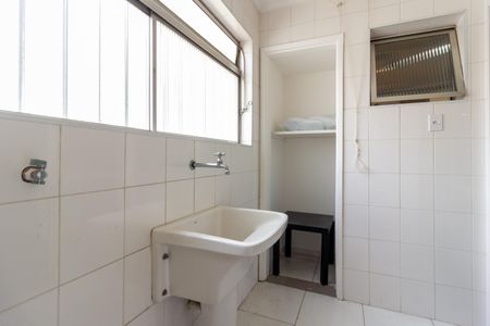 Apartamento à venda com 80m², 2 quartos e 1 vaga Apartamento à venda com 80m², 2 quartos e 1 vagaÁrea de Serviço