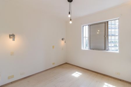 Apartamento à venda com 80m², 2 quartos e 1 vaga Apartamento à venda com 80m², 2 quartos e 1 vagaSuíte