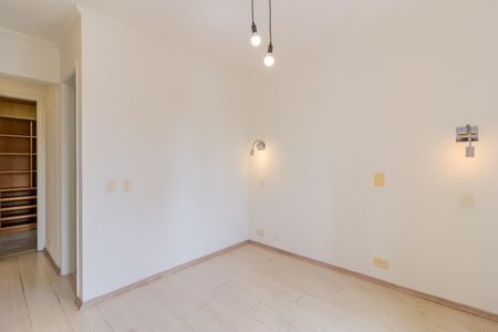 Apartamento à venda com 80m², 2 quartos e 1 vaga Apartamento à venda com 80m², 2 quartos e 1 vagaSuíte