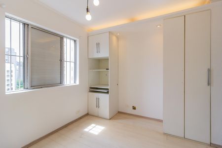 Apartamento à venda com 80m², 2 quartos e 1 vaga Apartamento à venda com 80m², 2 quartos e 1 vagaSuíte