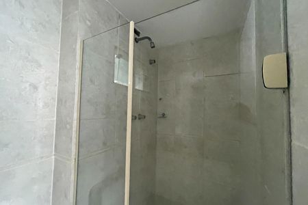 Apartamento para alugar com 100m², 2 quartos e sem vagaBanheiro