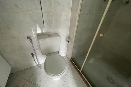 Apartamento para alugar com 100m², 2 quartos e sem vagaBanheiro