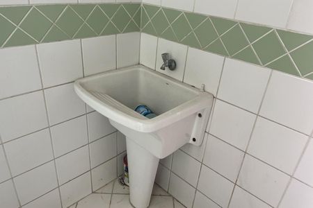 Apartamento para alugar com 100m², 2 quartos e sem vagaÁrea de Serviço