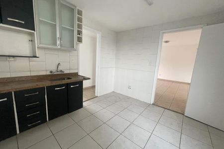 Apartamento para alugar com 100m², 2 quartos e sem vagaCozinha