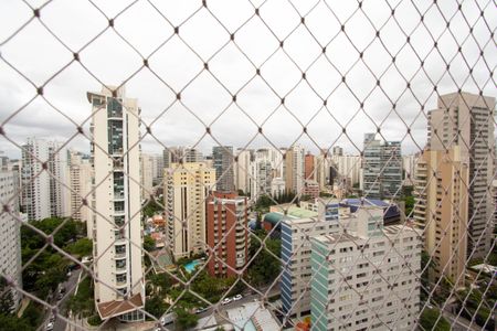 Vista de apartamento para alugar com 3 quartos, 130m² em Moema, São Paulo