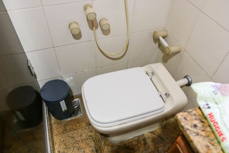 Casa à venda com 333m², 3 quartos e 2 vagas Casa à venda com 333m², 3 quartos e 2 vagasCasa 3 - Banheiro Quarto suite