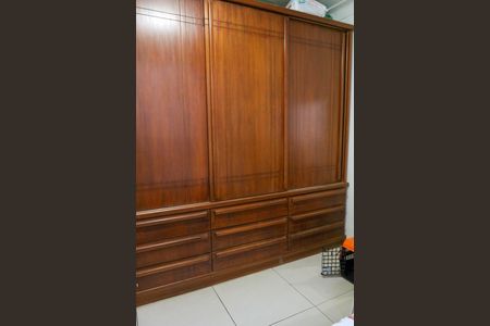 Casa à venda com 333m², 3 quartos e 2 vagas Casa à venda com 333m², 3 quartos e 2 vagasCasa 1 - Quarto 1