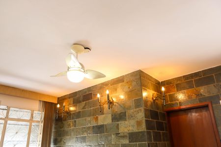 Casa à venda com 333m², 3 quartos e 2 vagas Casa à venda com 333m², 3 quartos e 2 vagasCasa 3 - Sala