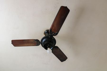 Casa à venda com 333m², 3 quartos e 2 vagas Casa à venda com 333m², 3 quartos e 2 vagasCasa 1 - Quarto 1