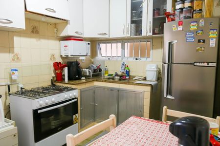 Casa à venda com 333m², 3 quartos e 2 vagas Casa à venda com 333m², 3 quartos e 2 vagasCasa 3 - Cozinha