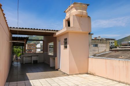 Casa à venda com 333m², 3 quartos e 2 vagas Casa à venda com 333m², 3 quartos e 2 vagasCasa 3 - Terraço