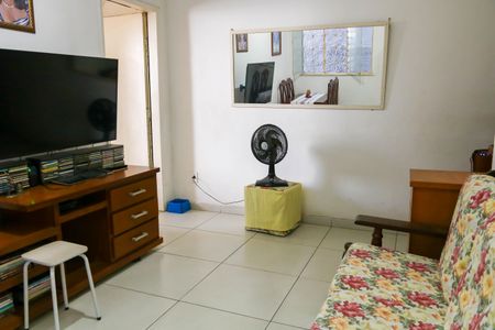 Casa à venda com 333m², 3 quartos e 2 vagas Casa à venda com 333m², 3 quartos e 2 vagasCasa 1 - Sala