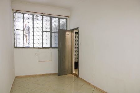 Casa à venda com 333m², 3 quartos e 2 vagas Casa à venda com 333m², 3 quartos e 2 vagasCasa 2 - Quarto