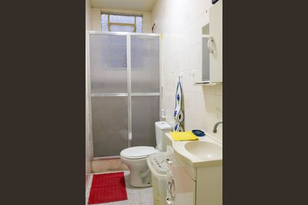 Casa à venda com 333m², 3 quartos e 2 vagas Casa à venda com 333m², 3 quartos e 2 vagasCasa 1 - Banheiro