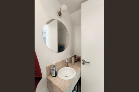 Casa de condomínio à venda com 79m², 2 quartos e 2 vagasBanheiro 2