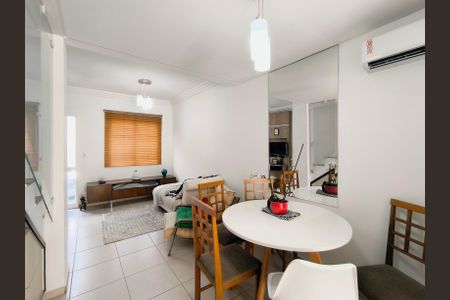 Sala de casa de condomínio à venda com 2 quartos, 79m² em Vila Maringa, Jundiaí