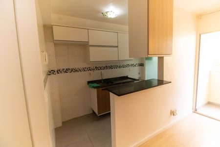 Apartamento à venda com 35m², 1 quarto e 1 vaga Apartamento à venda com 35m², 1 quarto e 1 vagaCozinha e Área de Serviço
