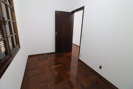 Casa para alugar com 206m², 3 quartos e 3 vagasQuarto 3