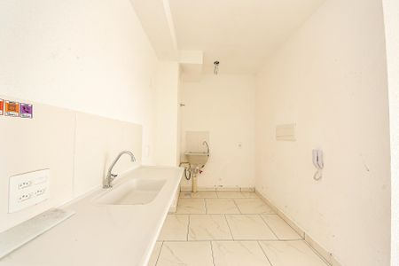 Apartamento para alugar com 35m², 2 quartos e sem vagaSala e Cozinha