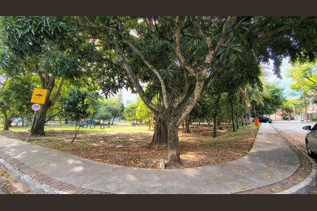 Apartamento para alugar com 80m², 3 quartos e 1 vagaVista do Prédio 