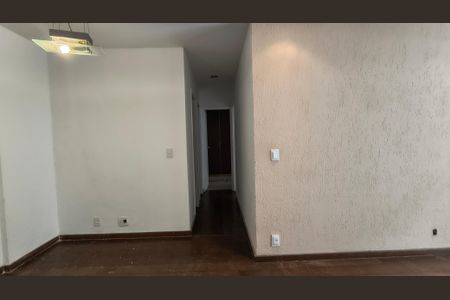 Apartamento para alugar com 80m², 3 quartos e 1 vagaSala