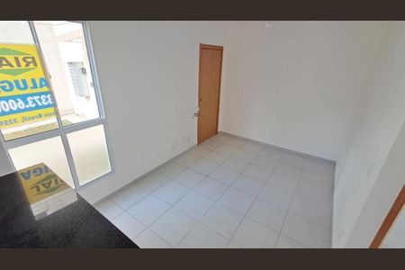 Sala  de apartamento para alugar com 2 quartos, 40m² em Morro Santana, Porto Alegre