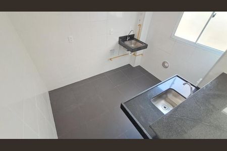Cozinha  de apartamento para alugar com 2 quartos, 40m² em Morro Santana, Porto Alegre