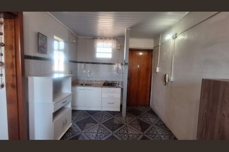 Cozinha  de apartamento para alugar com 3 quartos, 52m² em Rubem Berta, Porto Alegre
