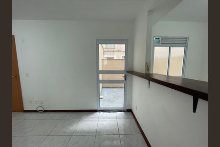 Apartamento para alugar com 2 quartos, 77m² em Rondônia, Novo Hamburgo
