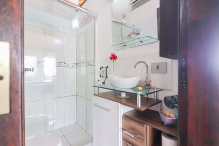 Casa à venda com 347m², 5 quartos e 3 vagasBanheiro Social