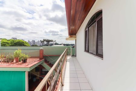 Casa à venda com 347m², 5 quartos e 3 vagasVaranda
