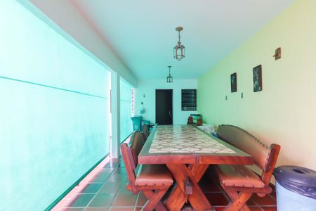 Casa à venda com 347m², 5 quartos e 3 vagasÁrea gourmet