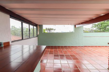 Casa à venda com 347m², 5 quartos e 3 vagasQuintal