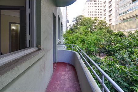 Apartamento à venda com 70m², 2 quartos e sem vagaVaranda