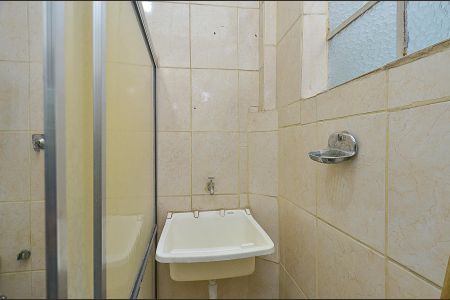 Apartamento à venda com 70m², 2 quartos e sem vagaBanheiro