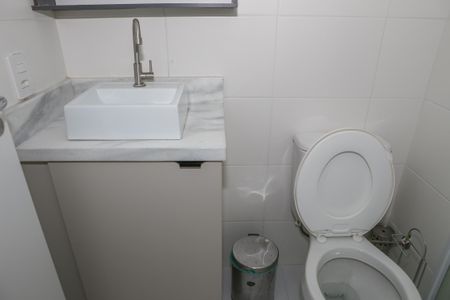 Banheiro da Suíte de apartamento à venda com 1 quarto, 28m² em Barra Funda, São Paulo
