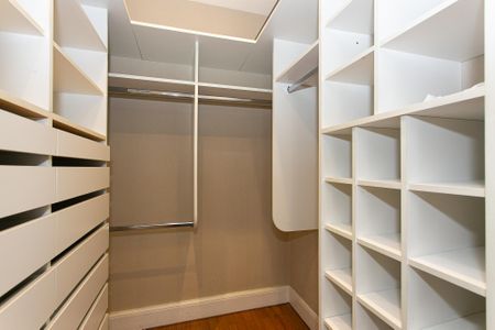 Apartamento para alugar com 75m², 2 quartos e 2 vagasCloset da Suíte