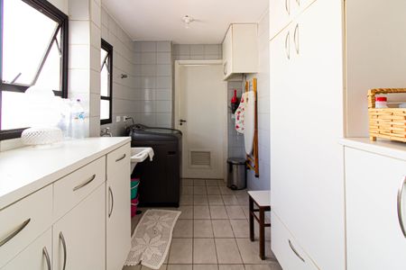 Apartamento à venda com 153m², 4 quartos e 2 vagasÁrea de Serviço