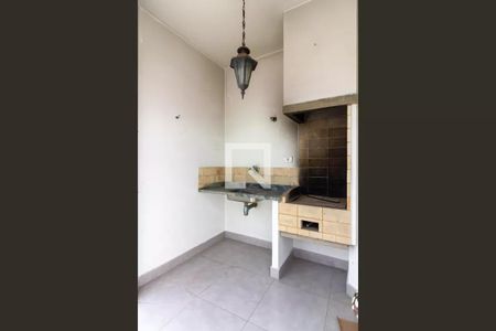 Apartamento à venda com 153m², 4 quartos e 2 vagasChurrasqueira