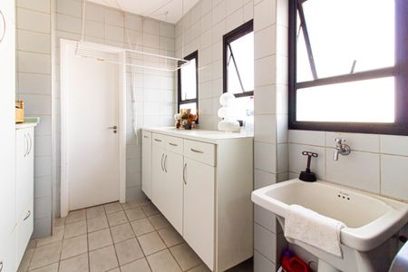 Apartamento à venda com 153m², 4 quartos e 2 vagasÁrea de Serviço