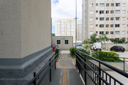 Apartamento para alugar com 42m², 2 quartos e 1 vagaÁrea comum