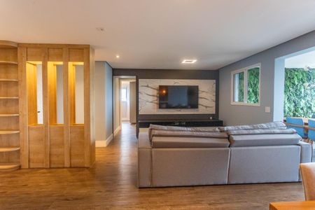 Apartamento à venda com 114m², 2 quartos e 2 vagasSala 