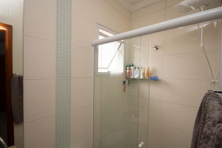 Casa à venda com 75m², 2 quartos e 1 vaga Casa à venda com 75m², 2 quartos e 1 vagaBanheiro da Suíte 1